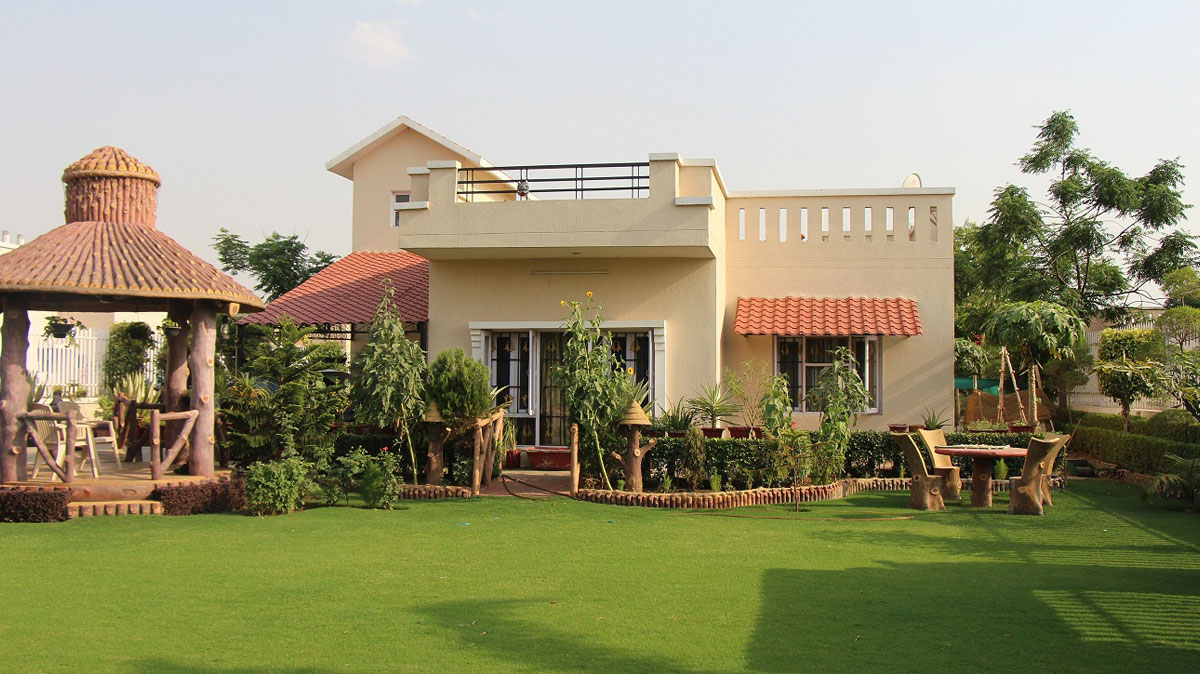 Golden Villa